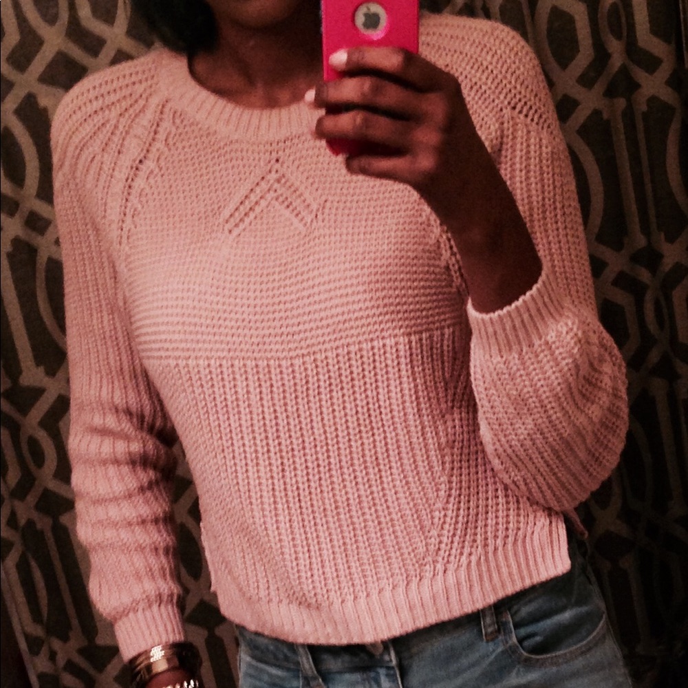 Pink H&M Sweater - Picture 1 of 1